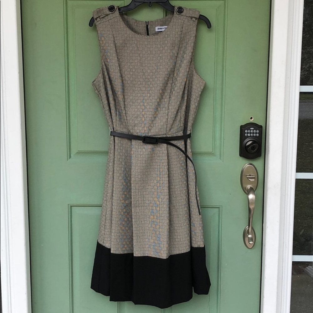Cute dress with belt